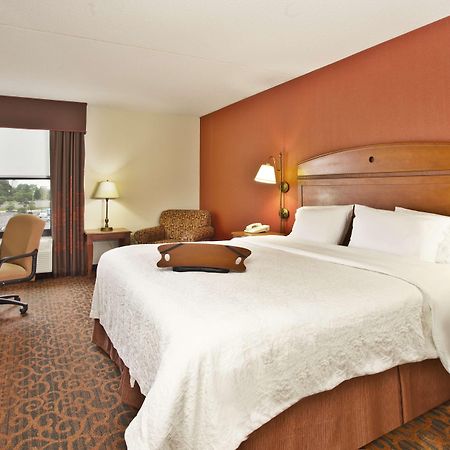 Hampton Inn Андерсон Экстерьер фото
