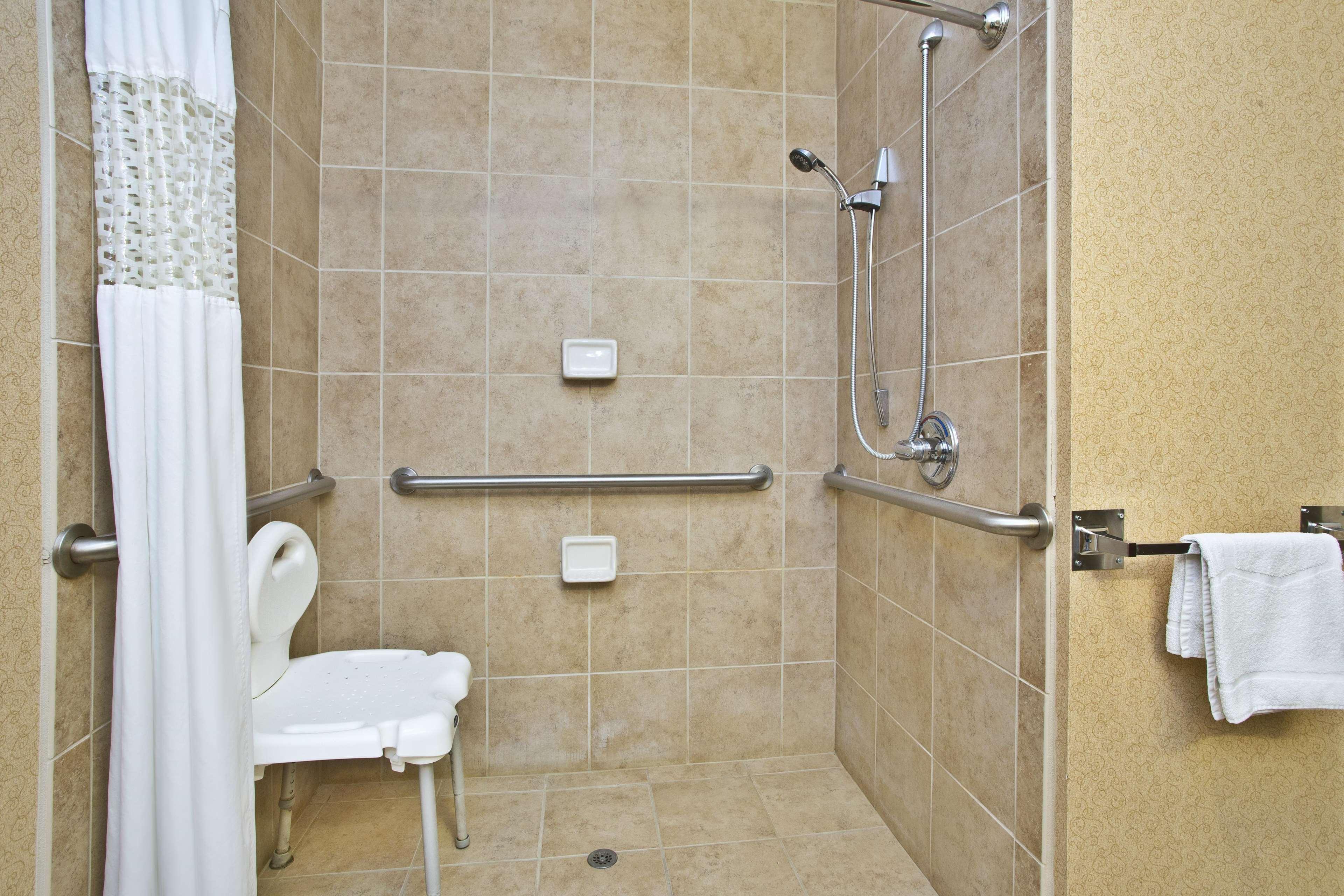 Hampton Inn Андерсон Экстерьер фото